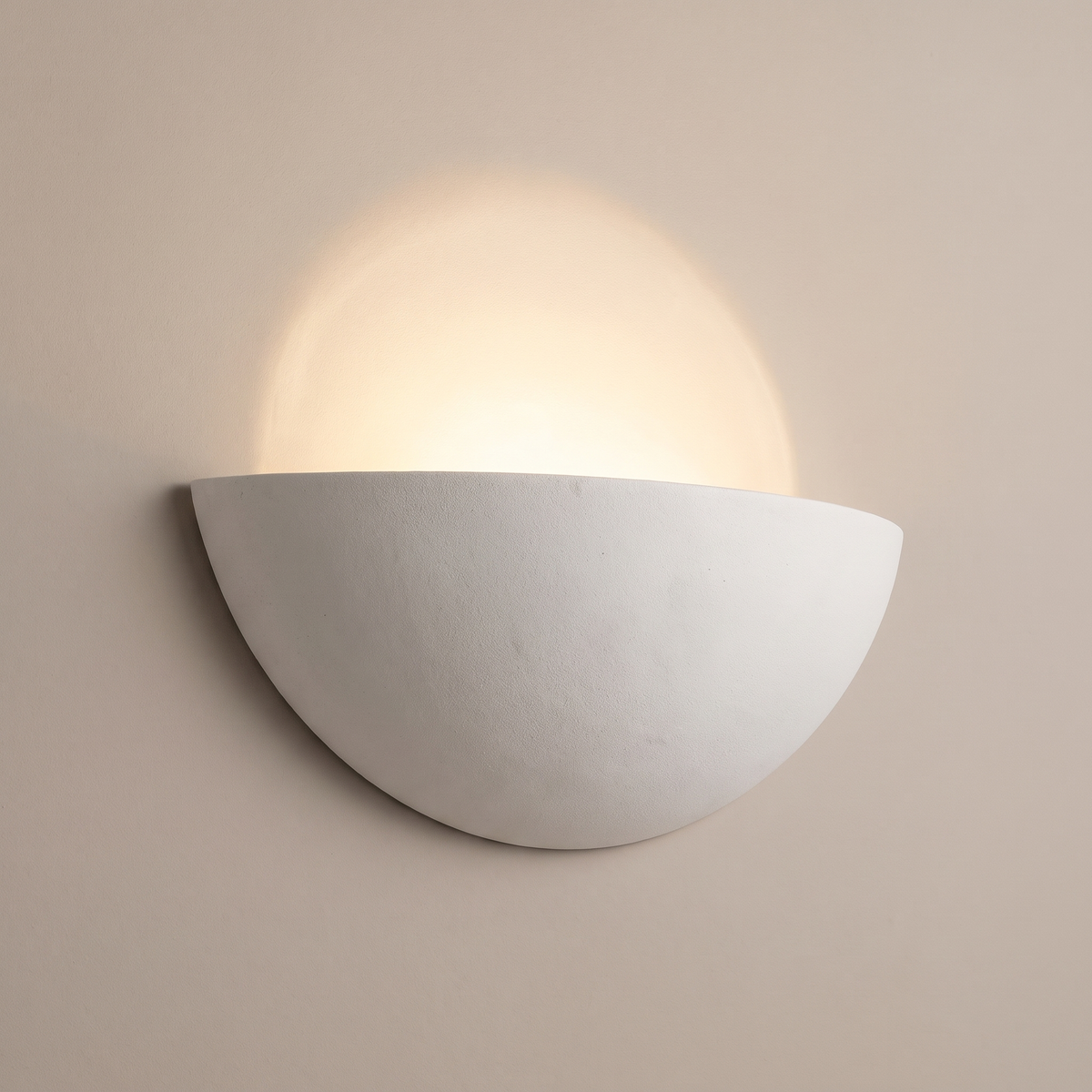 Demi-lune de plâtre, vue de côté