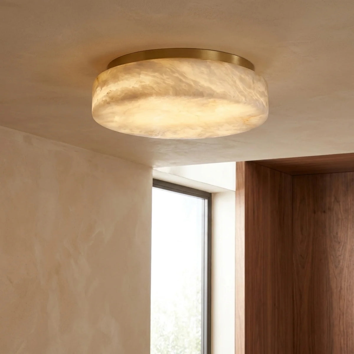 Cumulus, plafonnier LED nuage d'albâtre et laiton