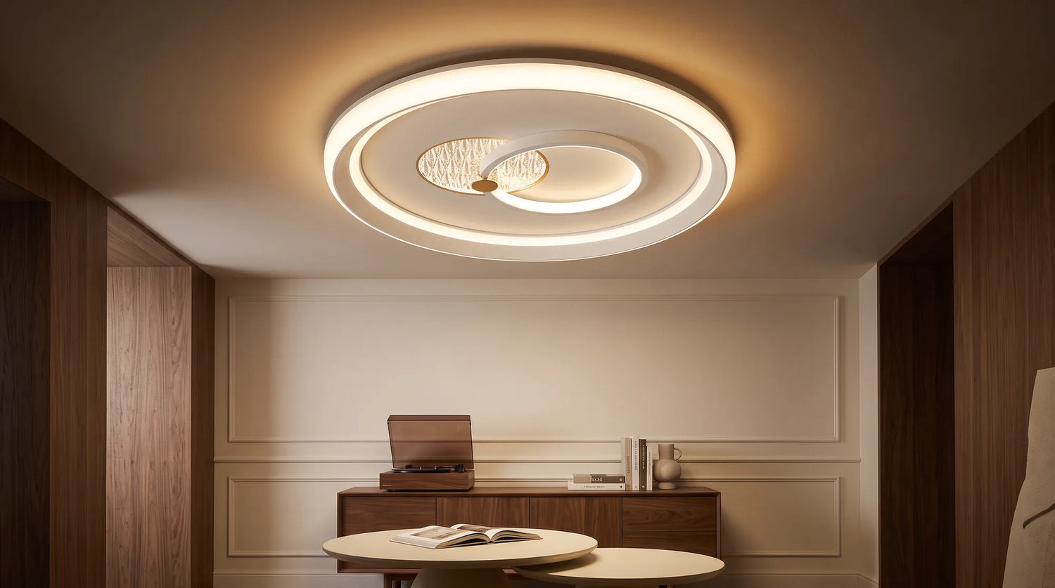 Salon complet : plafonnier, platine vinyle sur meuble en noyer et tables basses rondes