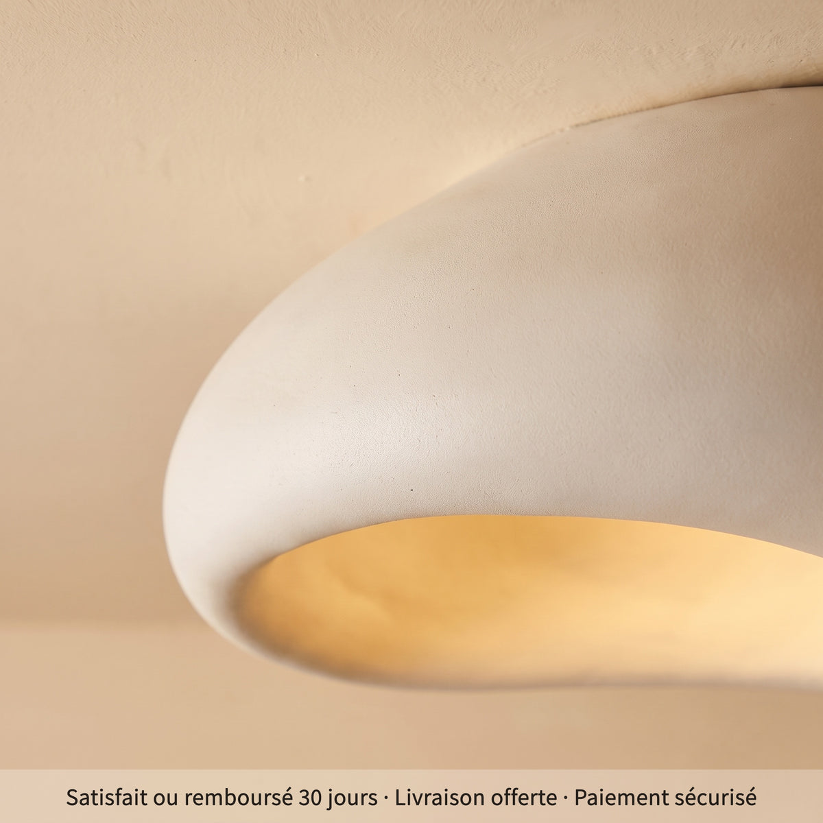 Nuée, détail de la surface mate
