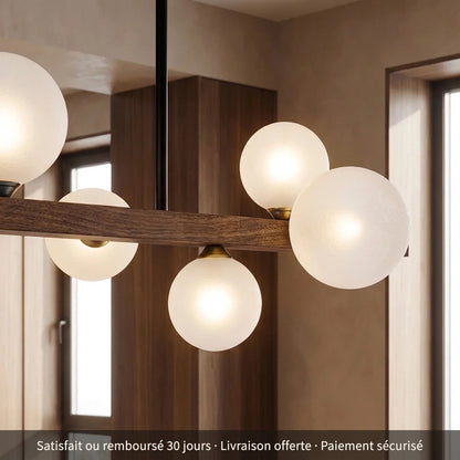 Trio de noyer, suspension LED trois globes de verre sur noyer, 95 cm